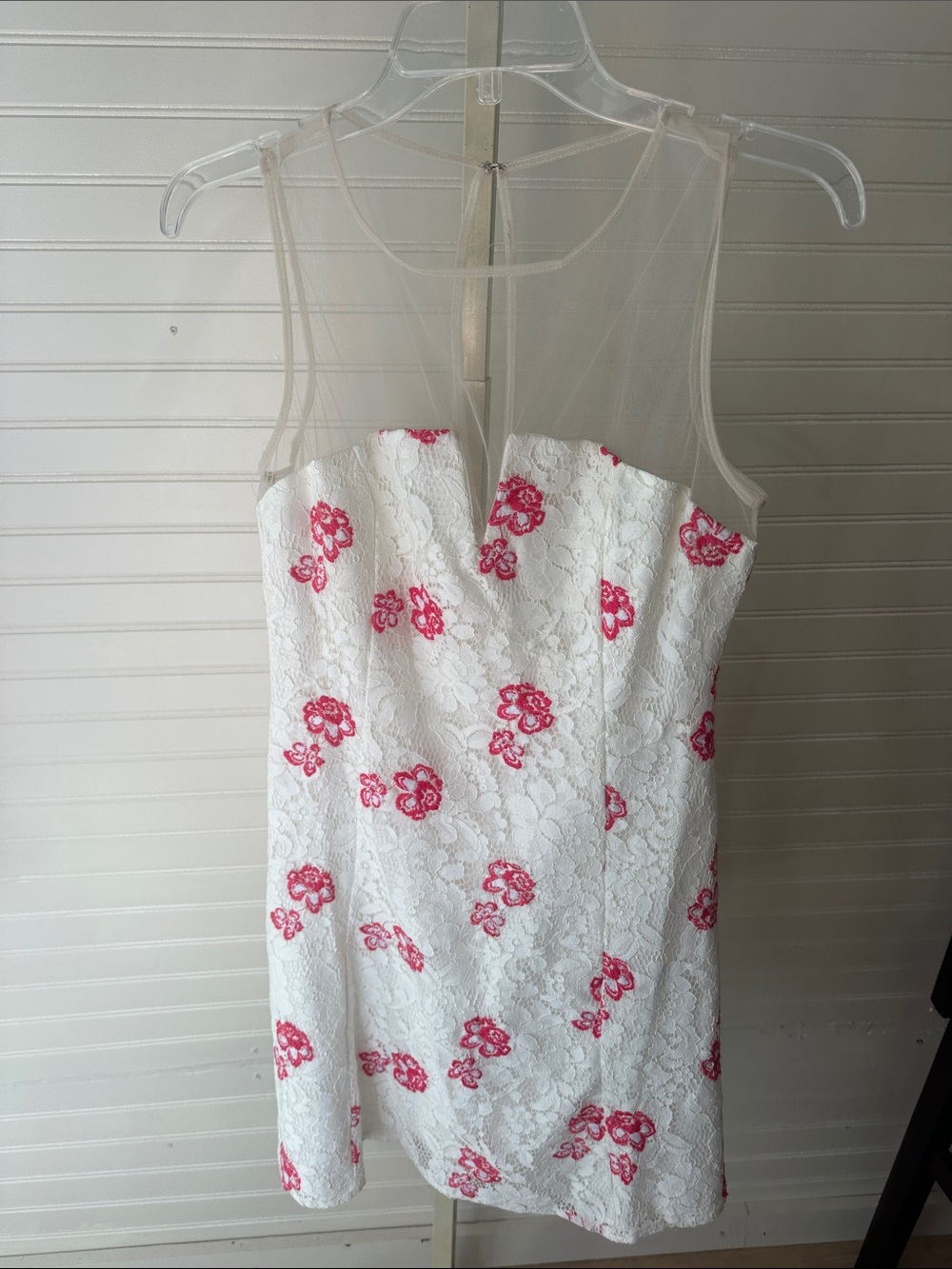 BB Dakota RSVP Sleeveless White Lace Dress with Pink Floral Embroidery 4 new!